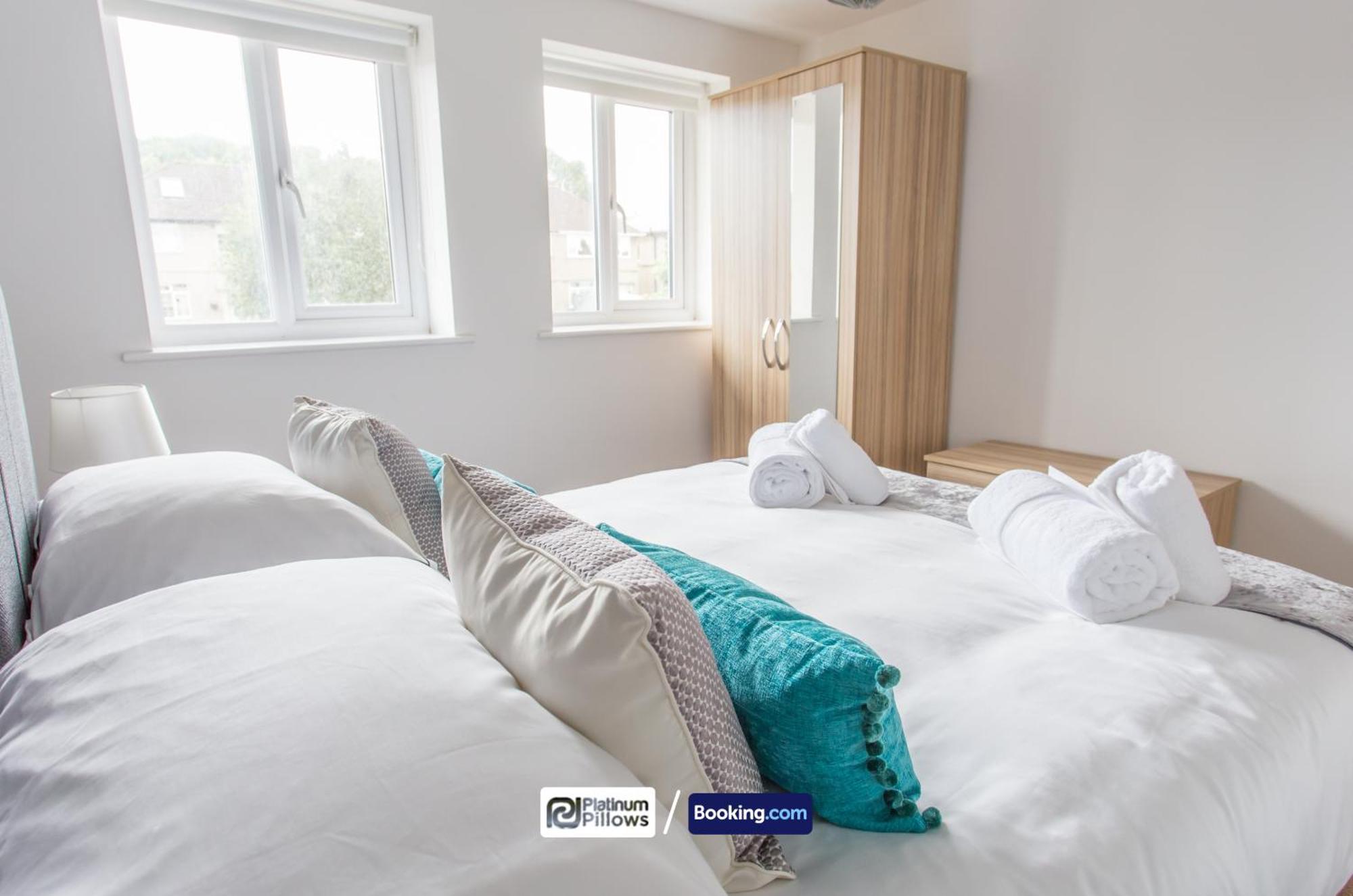 Modern Oxford 2 Bedroom Apartments, Families & Contractor Accommodation, Near John Radcliffe Hospital Exterior foto